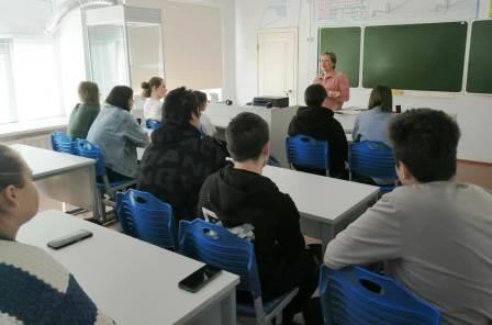 Лекция «Ордена Российской империи, СССР, Российской Федерации и мира» из цикла «Музей едет к вам!» прошла в Санниковской школе