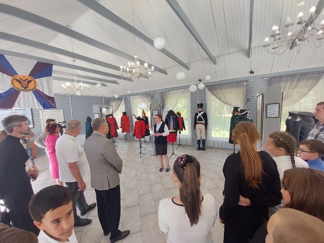 В «Усадьбе двух генералов»  состоялось открытие уникальной выставки мундиров Московского пехотного полка