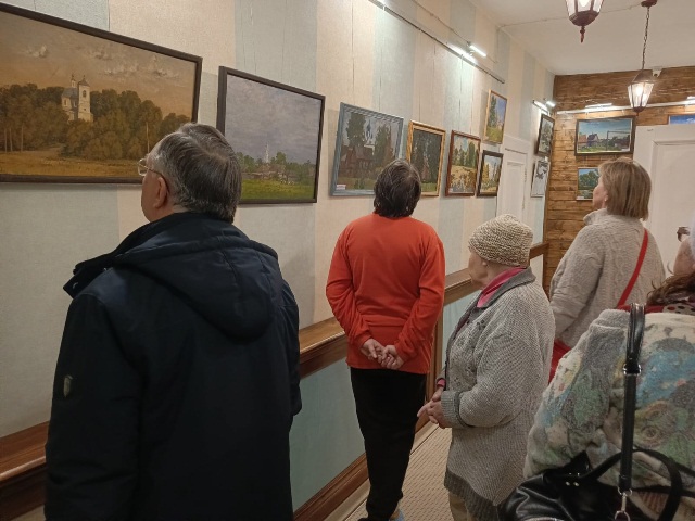 В музее-усадьбе Танеевых открылась выставка «Камешковские пленэры»