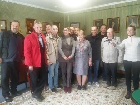 В музейном комплексе "Усадьба двух генералов" состоялась  45-я встреча выпускников Иваново-Эсинской школы