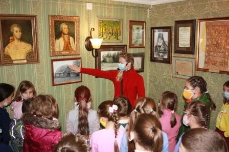Тематическая экскурсия «Александр Васильевич Суворов - победитель Верховного Визиря» в музее "Усадьба двух генералов"