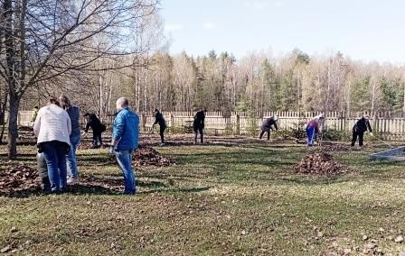 Экологический субботник в парке музейного комплекса  «Усадьба двух генералов»
