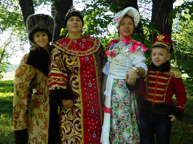 Шестичасовое "Погружение в усадьбу" завершилось огненной феерией